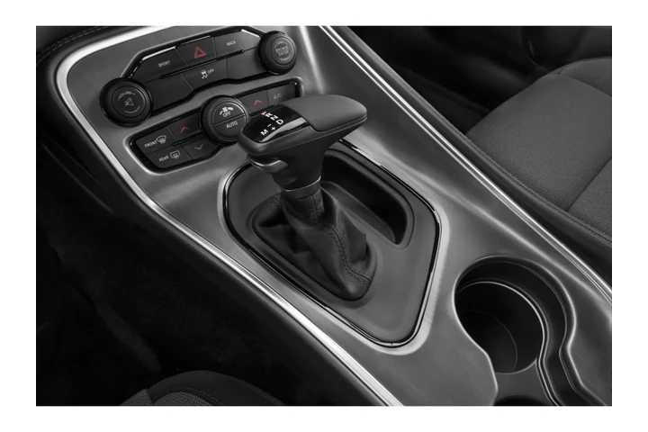 $18984 : 2015 Challenger SXT image 8