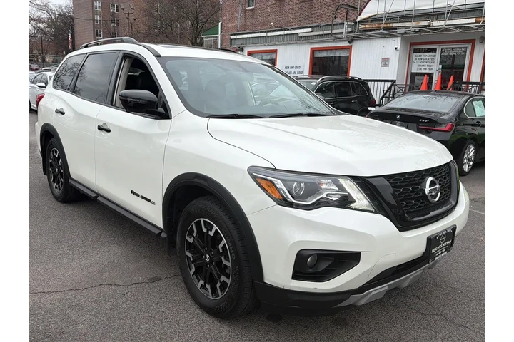 $19490 : Nissan Pathfinder 2020 4x4 S image 1