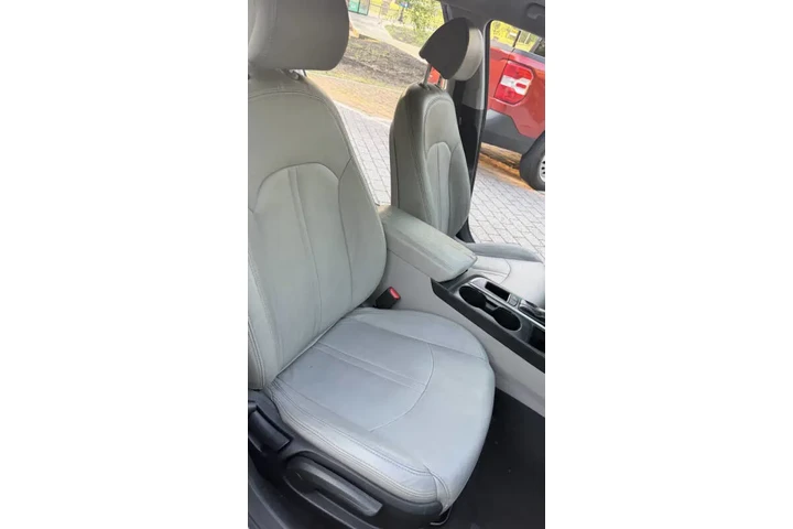 $5500 : 2015 Sonata SE image 10