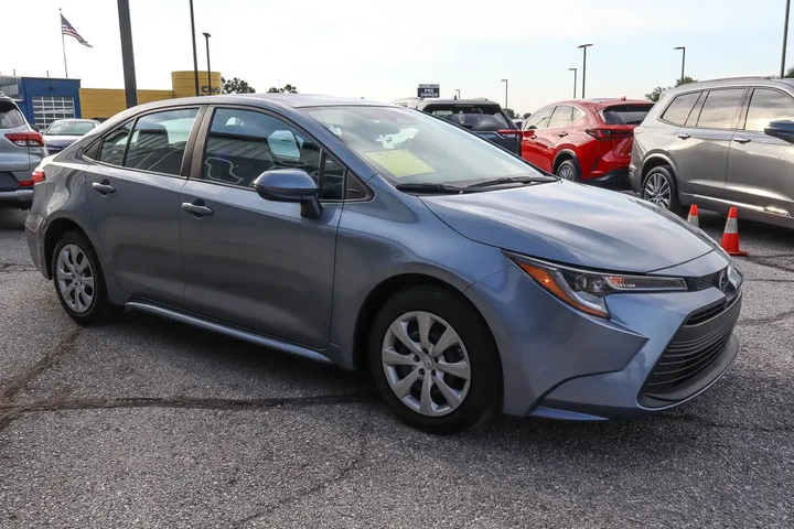 $20787 : 2024 Corolla LE CVT image 3