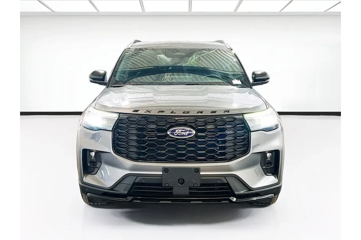 $37888 : Ford Explorer 2025 ST-Line 4 image 5