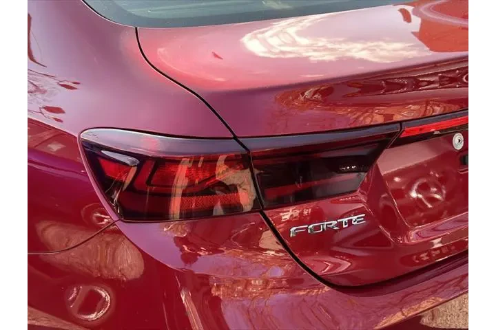 $13999 : Kia Forte 2020 LXS 4dr Sedan image 10