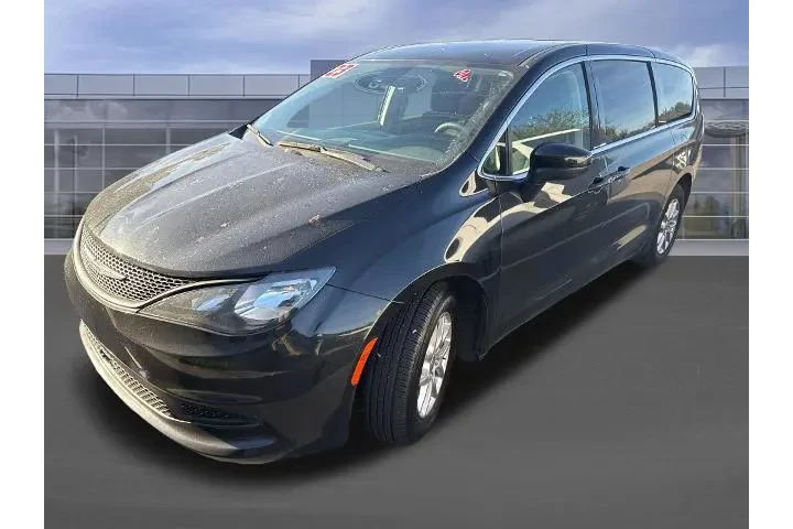 $21865 : Chrysler Voyager 2023 LX 4dr image 9