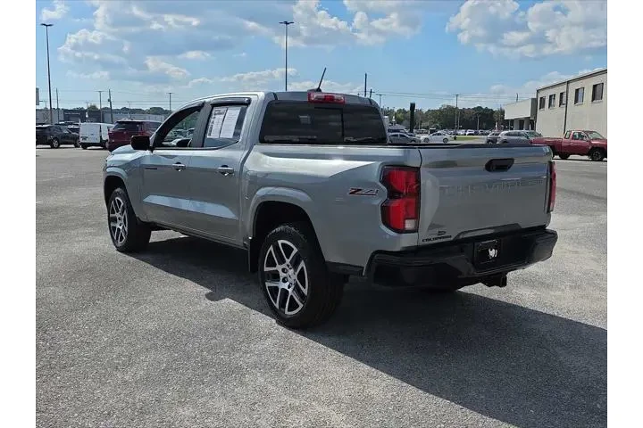 $38990 : Chevrolet Colorado 2023 4x4 image 6