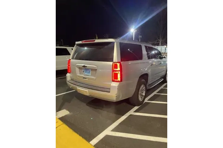 $31453 : Chevrolet Suburban 2020 4x4 image 2