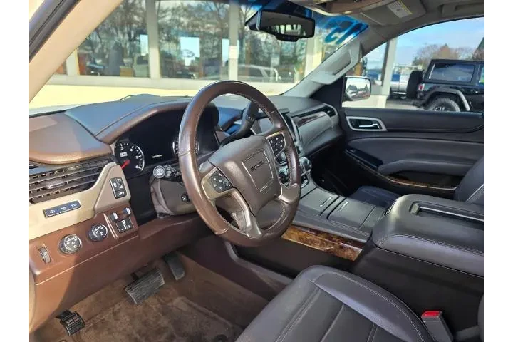 $17999 : GMC Yukon 2015 4x4 Denali 4d image 10