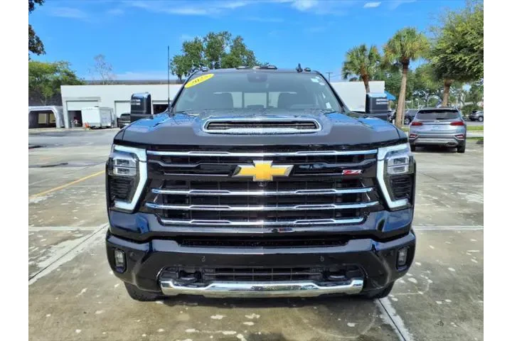 $72485 : Chevrolet Silverado 2500HD 2 image 2