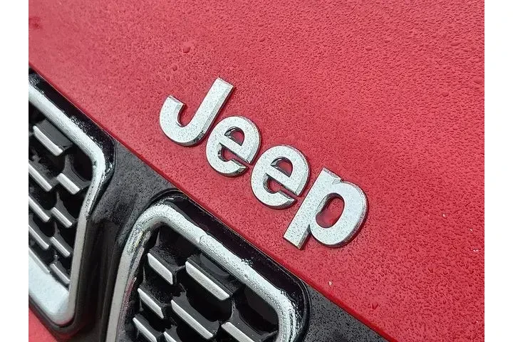 $27988 : Jeep Compass 2025 4x4 Limite image 4