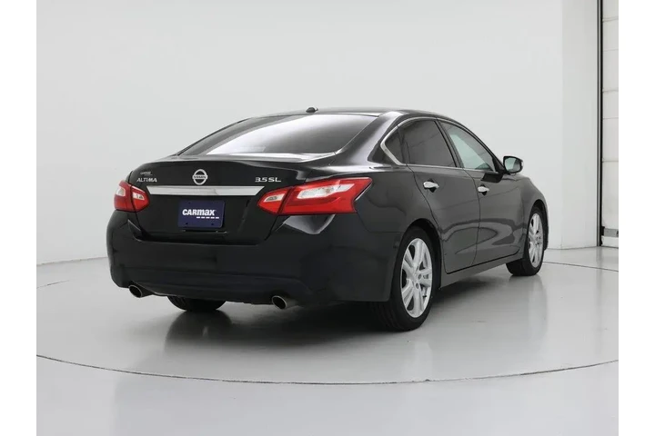 $12998 : Nissan Altima 2017 3.5 SL 4d image 8