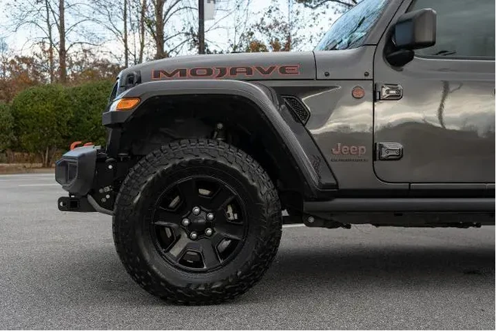 $39999 : Jeep Gladiator 2023 4x4 Moja image 4