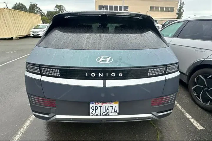 $24990 : Hyundai IONIQ 5 2024 SEL 4dr image 3