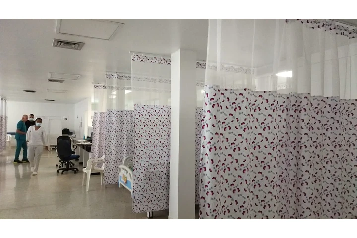CORTINAS HOSPITALARIAS image 6