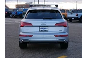$23975 : Audi Q5 2023 AWD quattro S l thumbnail