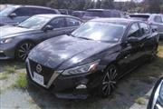 PRE-OWNED 2022 NISSAN ALTIMA en Madison WV