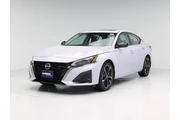 $23998 : Nissan Altima 2023 2.5 SR 4d thumbnail