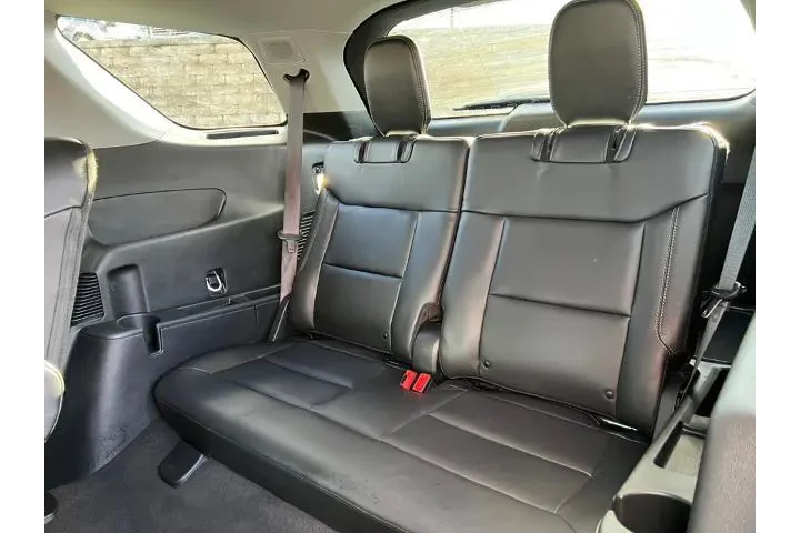 $32893 : Ford Explorer 2023 AWD XLT 4 image 7