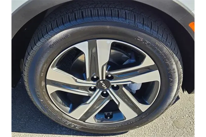 $31588 : Kia Sorento Hybrid 2023 AWD image 8
