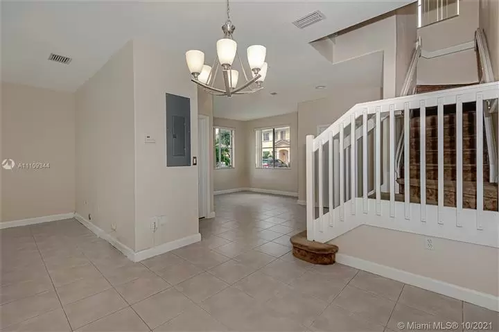 $545000 : MIAMI LAKES image 6