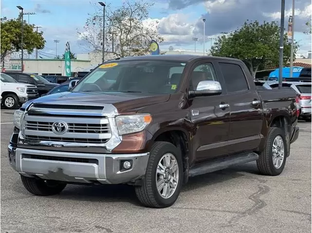 2014 Toyota Tundra CrewMax image 2