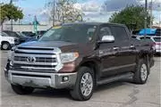 2014 Toyota Tundra CrewMax thumbnail