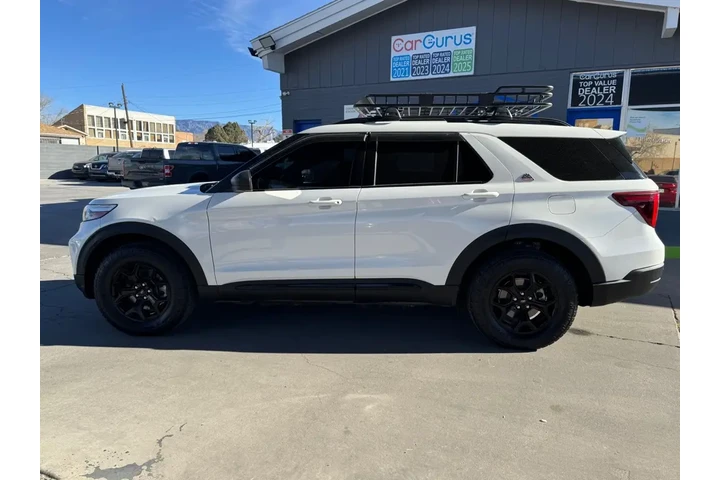 2022 Explorer Timberline AWD image 8