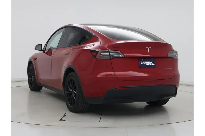 $28998 : Tesla Model Y 2022 AWD Long image 2