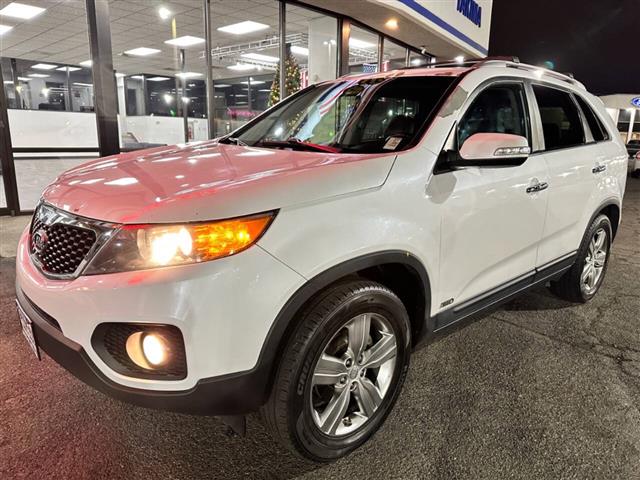 $7999 : 2013 Sorento image 1