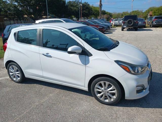 $11800 : 2020 Spark 2LT CVT image 4