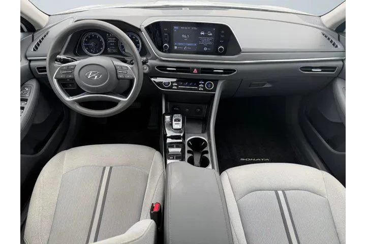 $18647 : Hyundai SONATA 2020 SEL 4dr image 10
