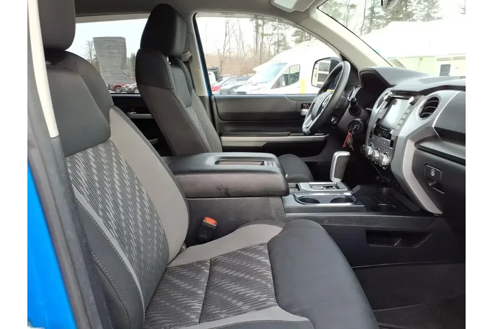 $36500 : Toyota Tundra 2020 4x4 SR5 4 image 7