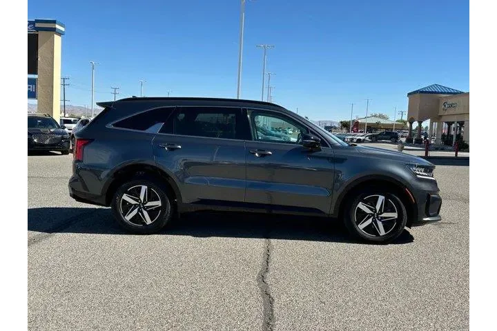 $19989 : Kia Sorento 2021 S 4dr SUV image 7