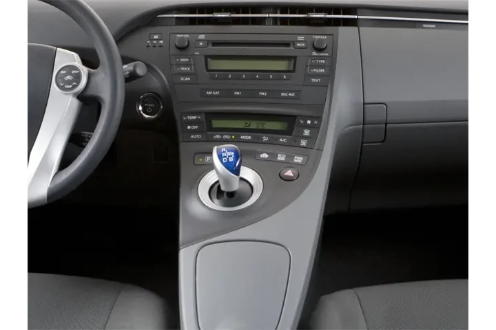 2010 Prius II image 8