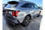 $29988 : Kia Sorento 2023 S 4dr SUV thumbnail