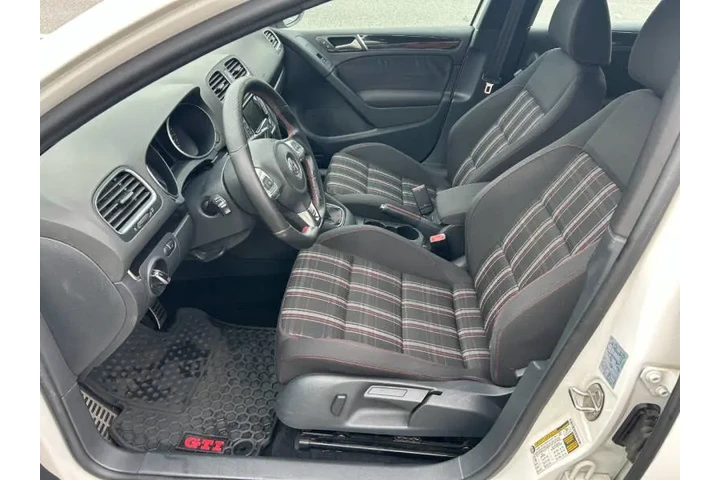 $9995 : 2013 GTI Base PZEV image 10