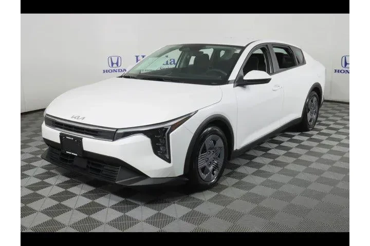 $22875 : Kia K4 2025 LX 4dr Sedan image 3