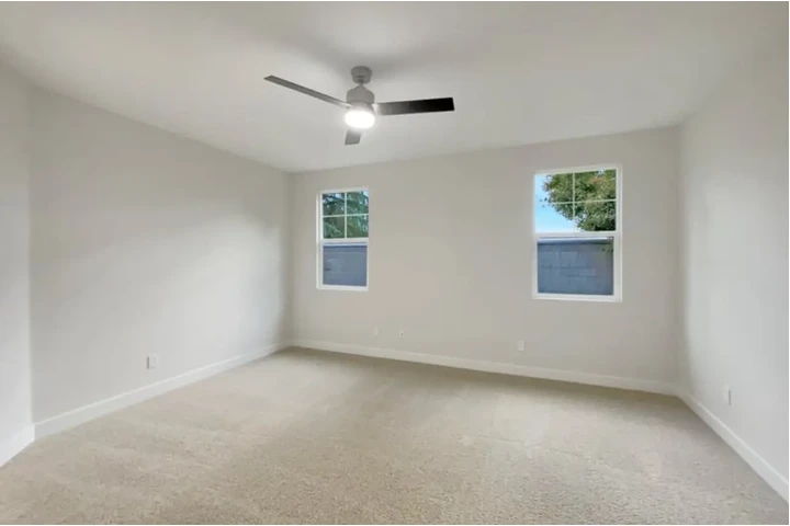 $1200 : Single family home for rent!!! image 4