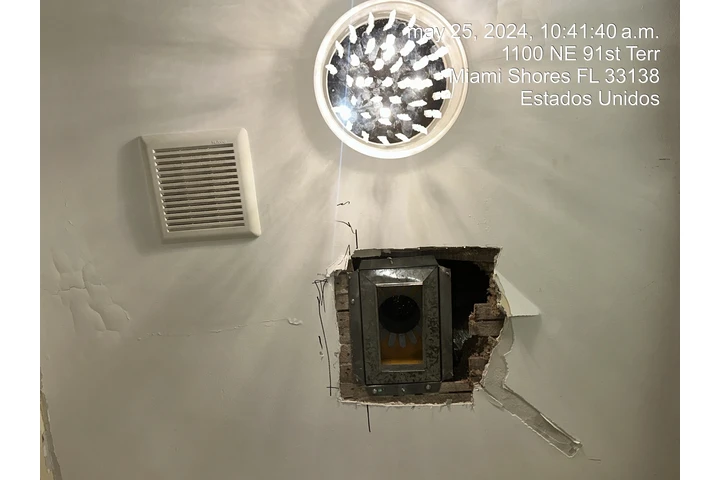 Air conditioning repair image 2