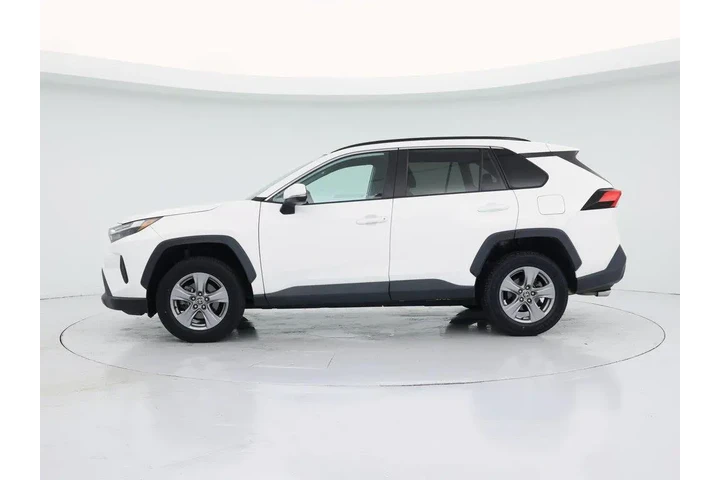 $22998 : Toyota RAV4 2022 XLE 4dr SUV image 3