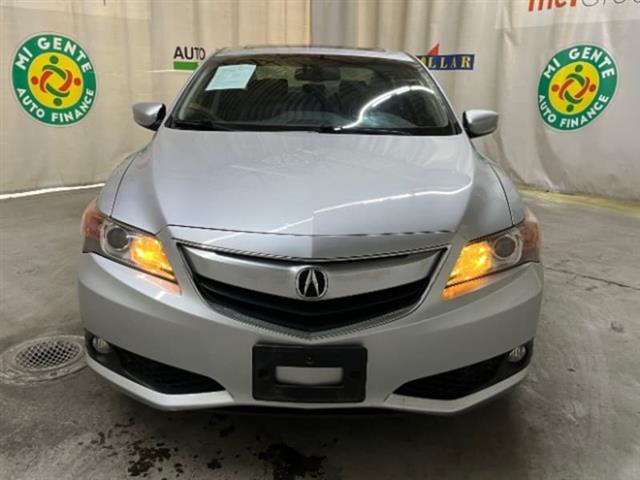 ILX 5-Spd AT w/ Technology P image 2