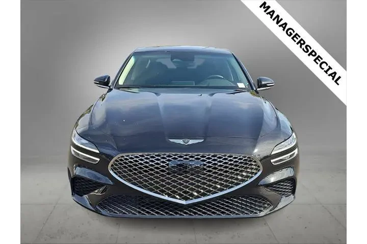 $32300 : Genesis G70 2025 AWD 2.5T Sp image 3