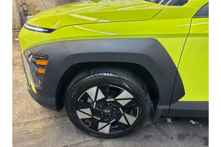 $24475 : Hyundai KONA 2024 AWD SEL 4d image 10