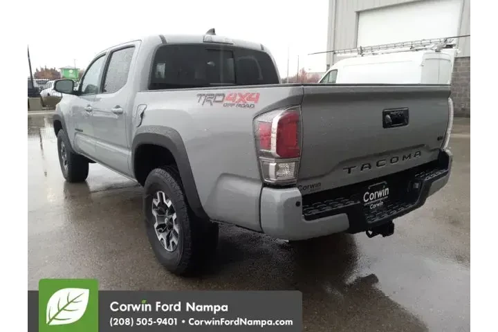 $37979 : Toyota Tacoma 2021 4x4 TRD O image 5