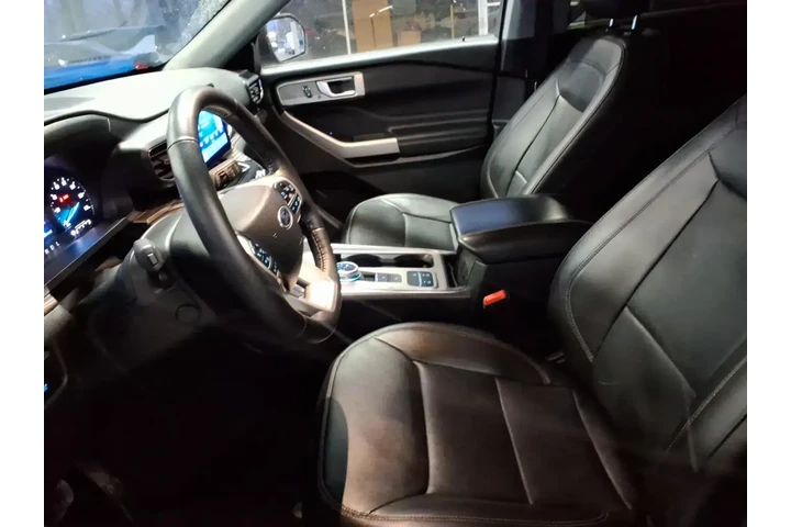 $29947 : Ford Explorer 2023 Limited 4 image 10