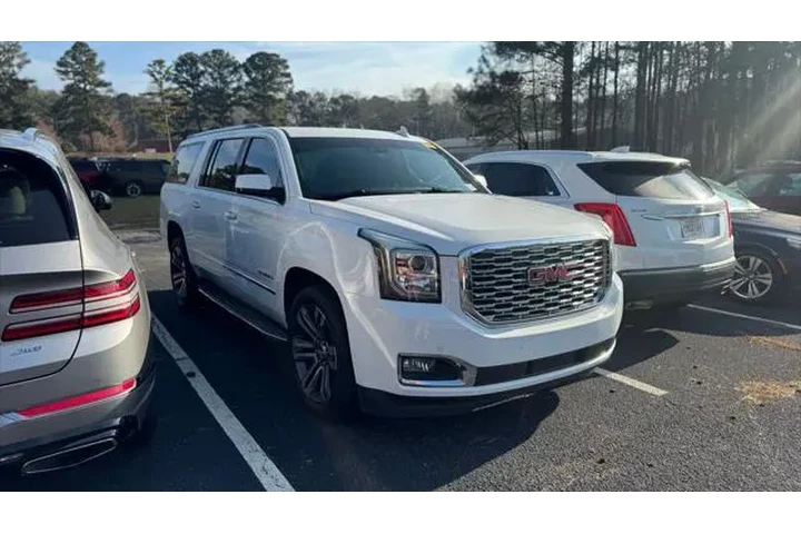 $37771 : GMC Yukon XL 2019 4x4 Denali image 6