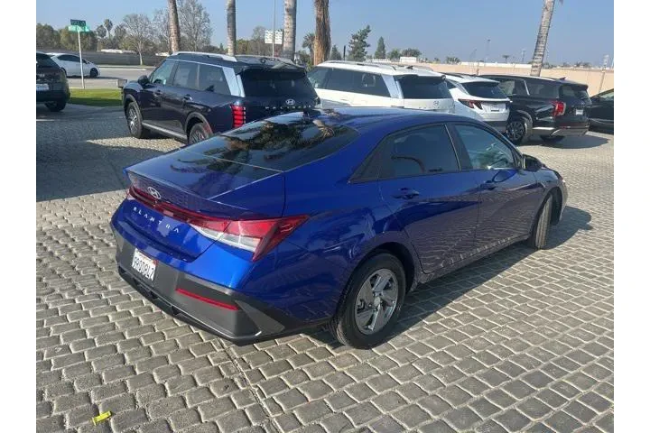 $19995 : Hyundai ELANTRA 2025 SE 4dr image 3