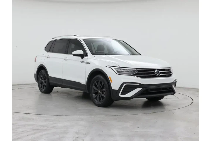 $19998 : Volkswagen Tiguan 2022 SE 4d image 1
