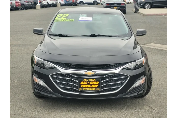 $16000 : Chevrolet Malibu 2022 LT 4dr image 2