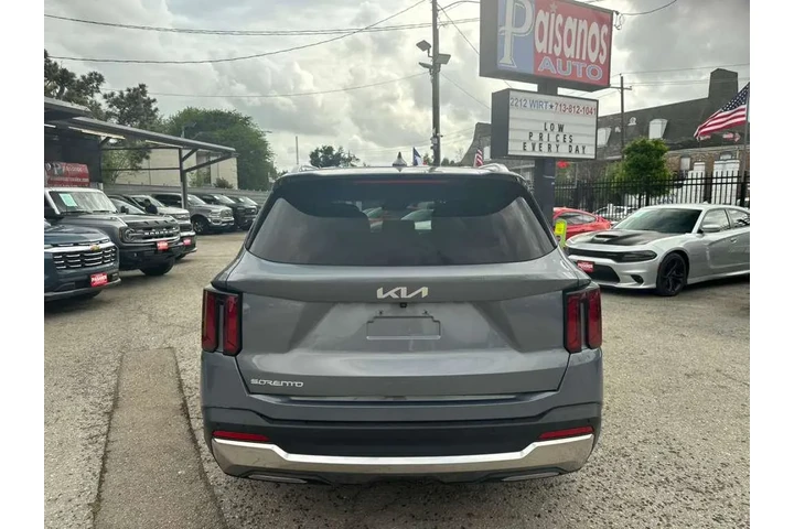 2024 Sorento S 2WD image 5