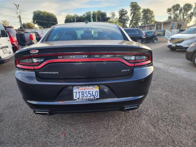 $12599 : 2016 Charger SXT image 7