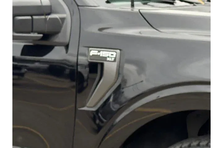 $38417 : Ford F-150 2023 4x4 Lariat 4 image 4